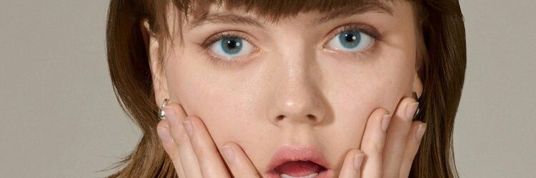 Queen's Eyes 